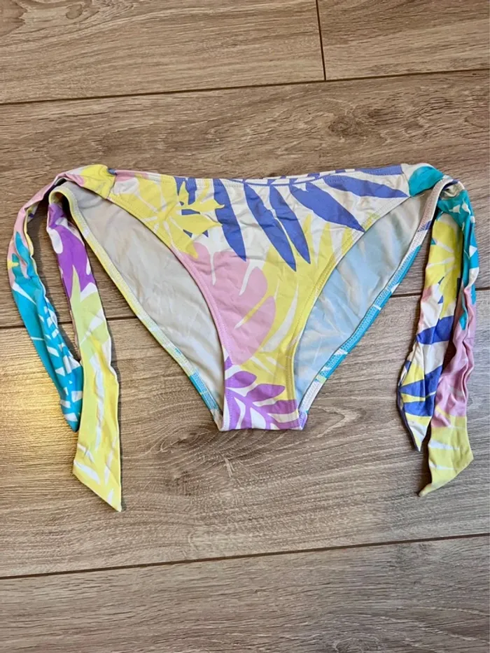 Maillot de bain taille 40 Kiwi St Tropez