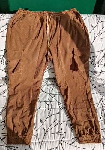 Pantalon style cargo, marron