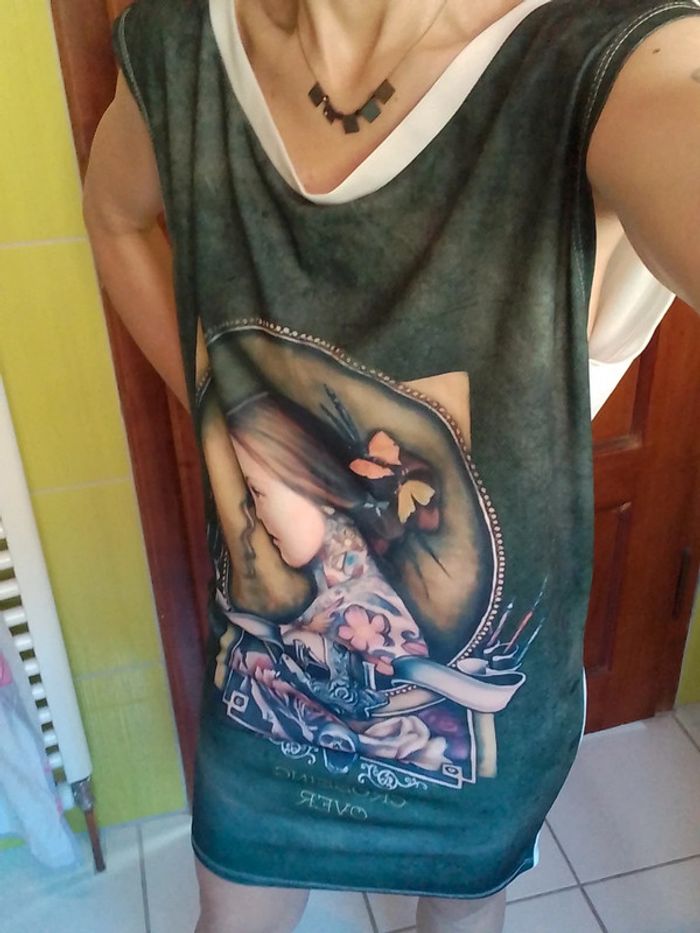 Robe femme motif femme tatoué - photo numéro 2