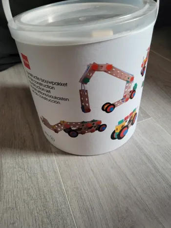 Jeu de construction en bois