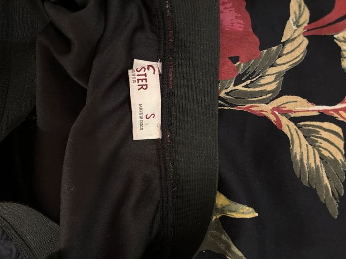 Jupe courte Hollister - photo numéro 2