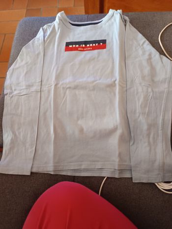 T shirt bleu/gris manche longue taille 10 ans