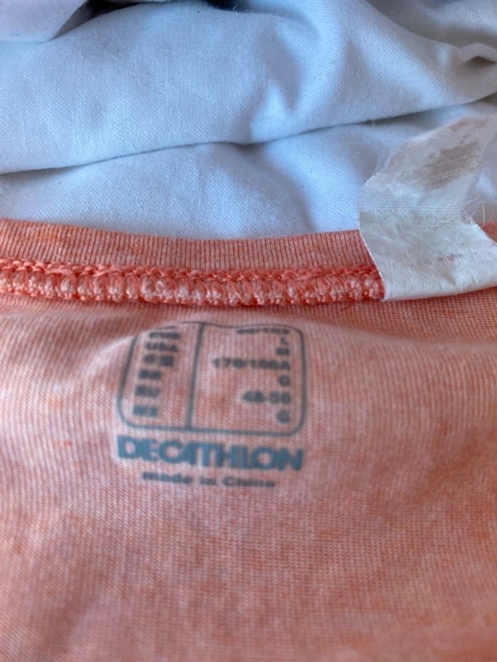 T shirt décathlon taille 40 - photo numéro 3