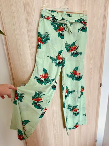 Pantalon taille haute jambes larges vert d’eau taille M Mango