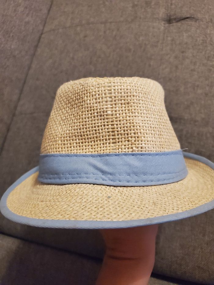 Chapeau - photo numéro 2