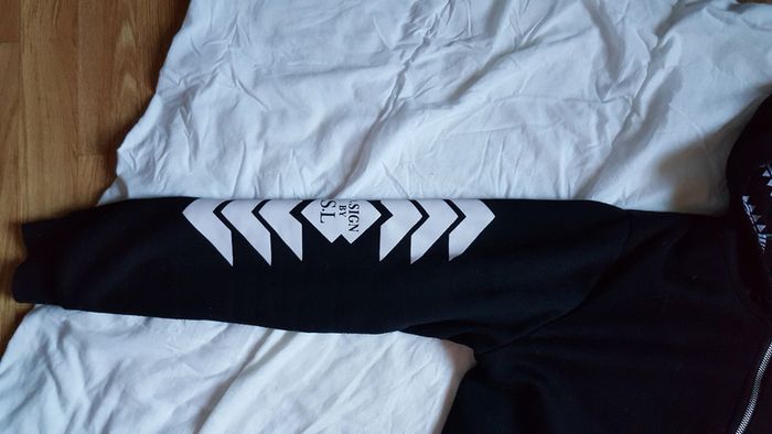 Veste sweat tribal - photo numéro 4