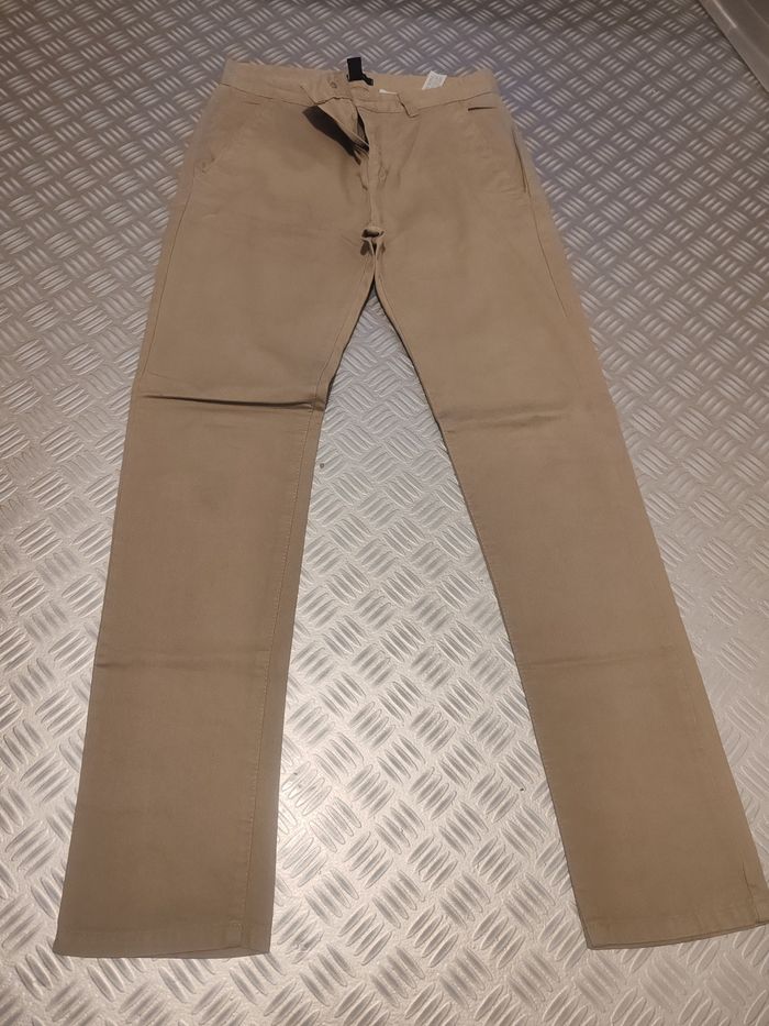 Un lot de jean - photo numéro 7