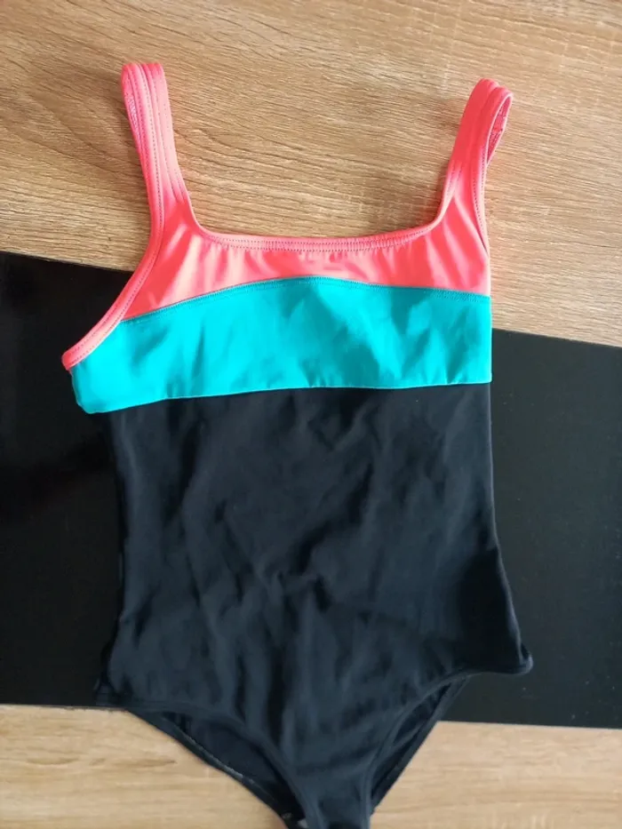 Maillot de bain une pièce 11/12 ans - photo numéro 2