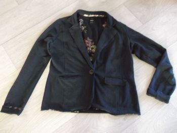 Veste sweat ONLY bleu marine et multicolore taille XL TBE