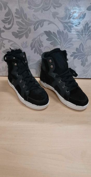 Basket montante noir