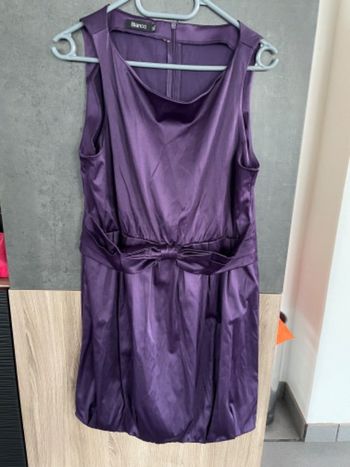 Robe violette très chic