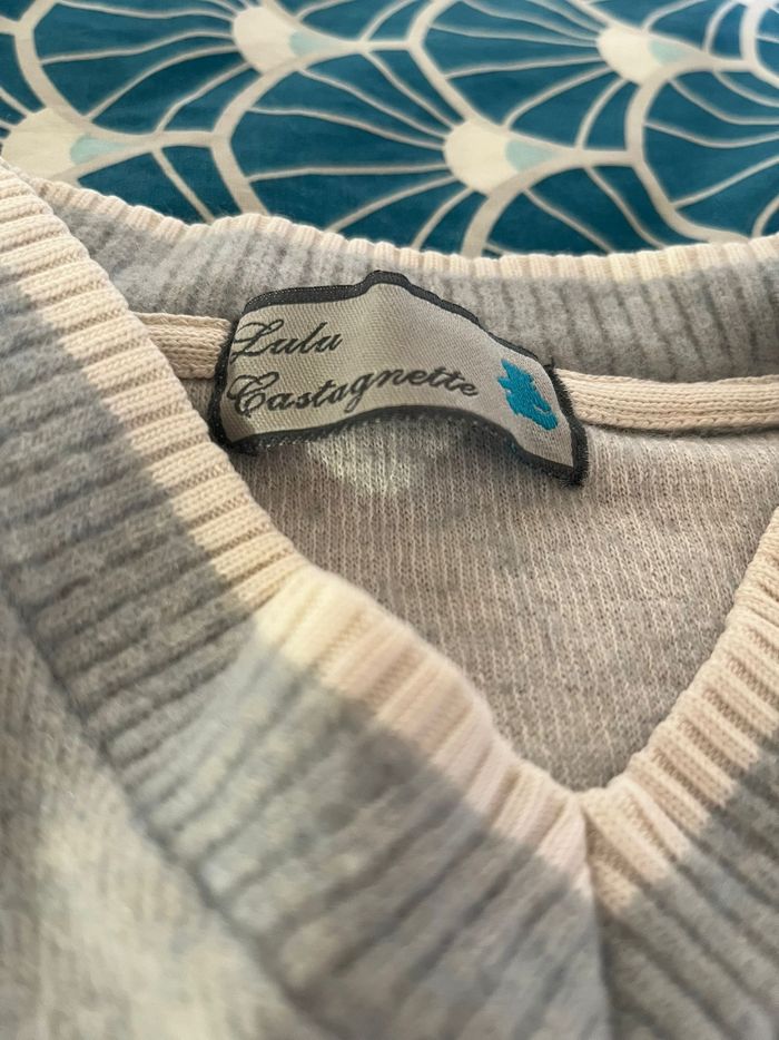 Pull bleu clair col V - photo numéro 4