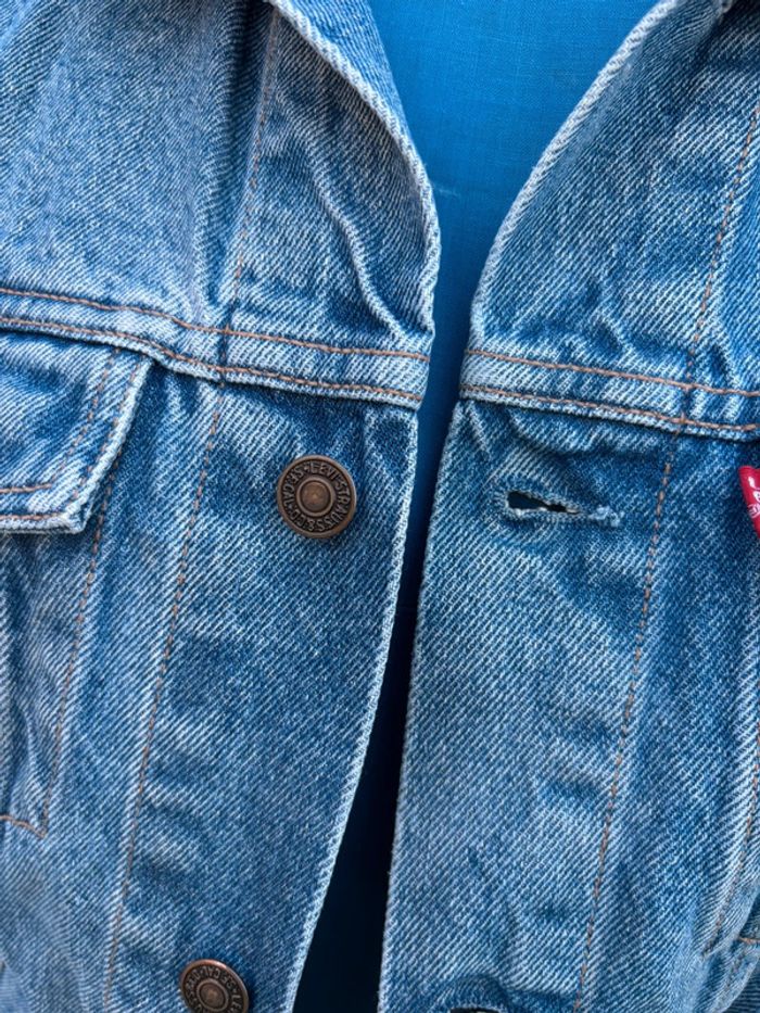 Veste en jean Levi Strauss& Co - taille XS/34 - en parfait état - photo numéro 3