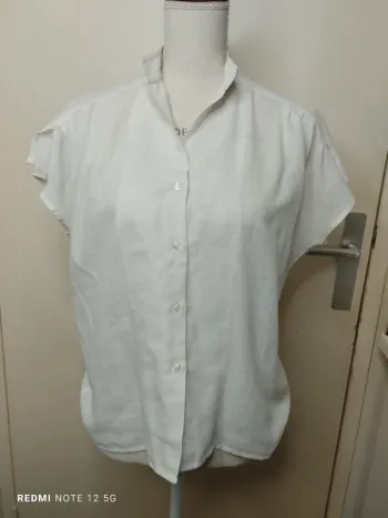 Jolie chemise PierBė taille 38