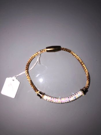 Bracelet fantaisie 🌺 neuf avec étiquette