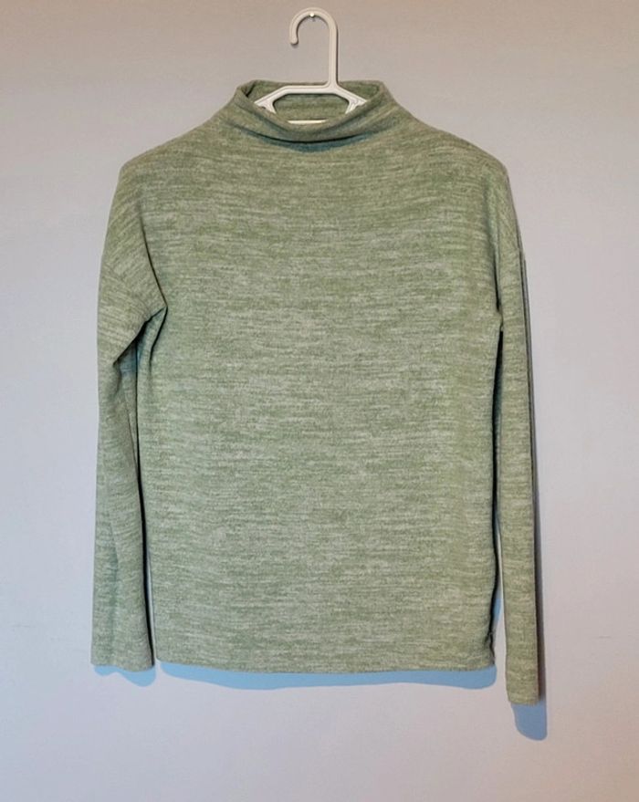 Pull femme - photo numéro 2