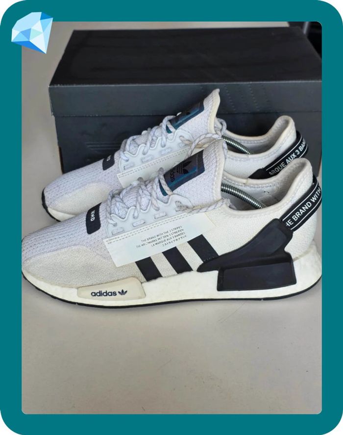 Adidas nmd r1 v2 blanche avec facture - photo numéro 6