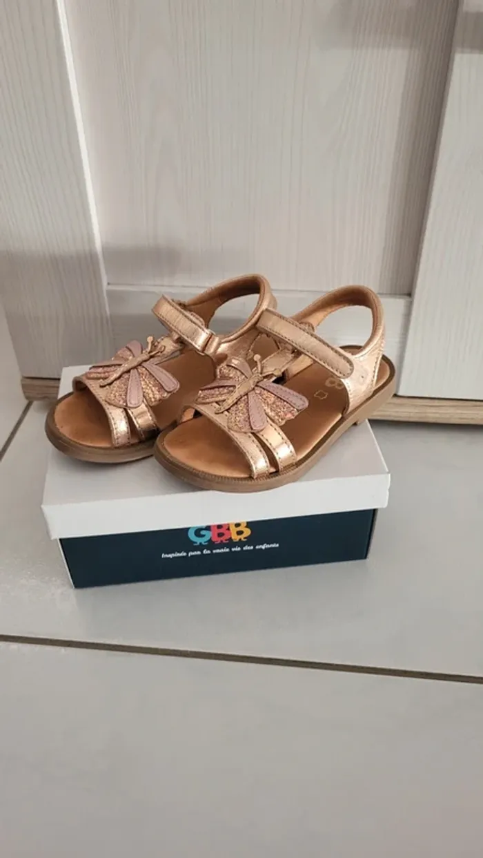 Sandales fille GBB