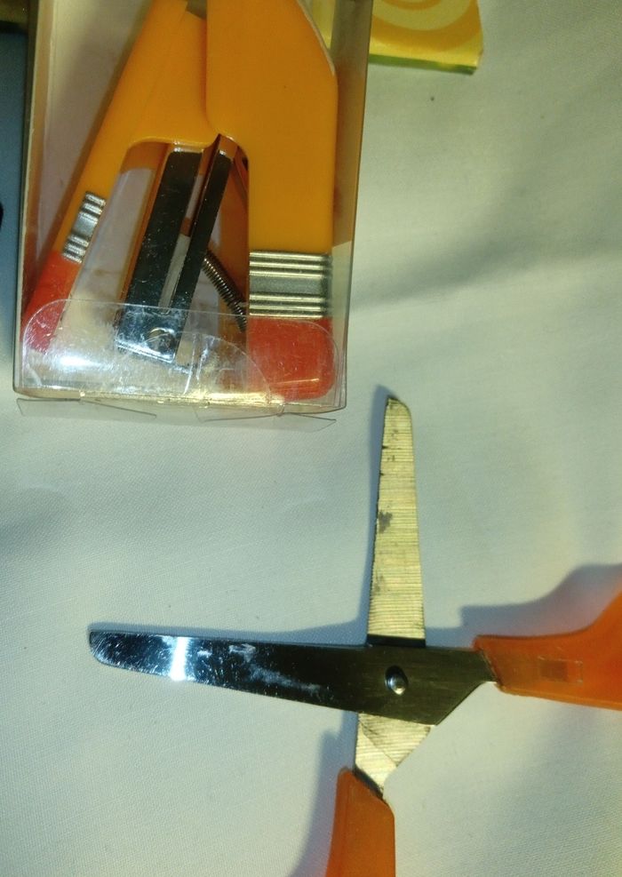 Lot 3 de matériel scolaire - photo numéro 2