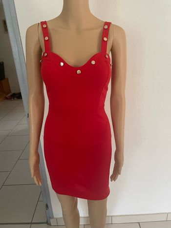 Robe moulante rouge