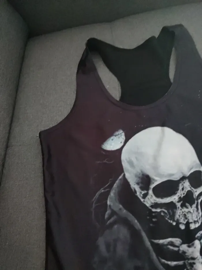 T-shirt sans manches - photo numéro 4