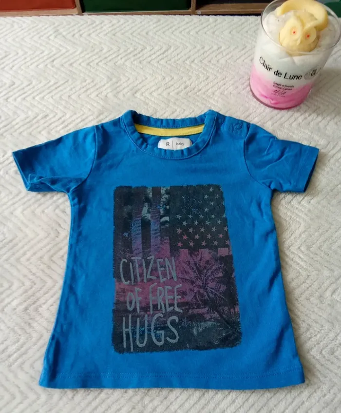 T-shirt garçon ⭐ très bon état ⭐ Taille 3 mois ⭐ la redoute