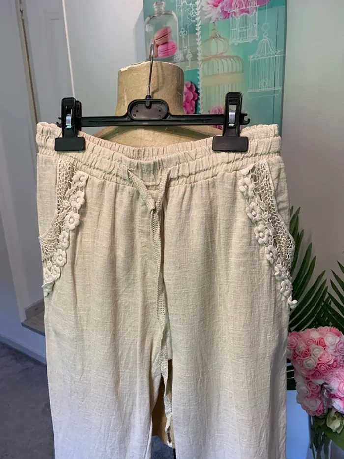 Magnifique pantalon fluide en lin avec broderie poches femme