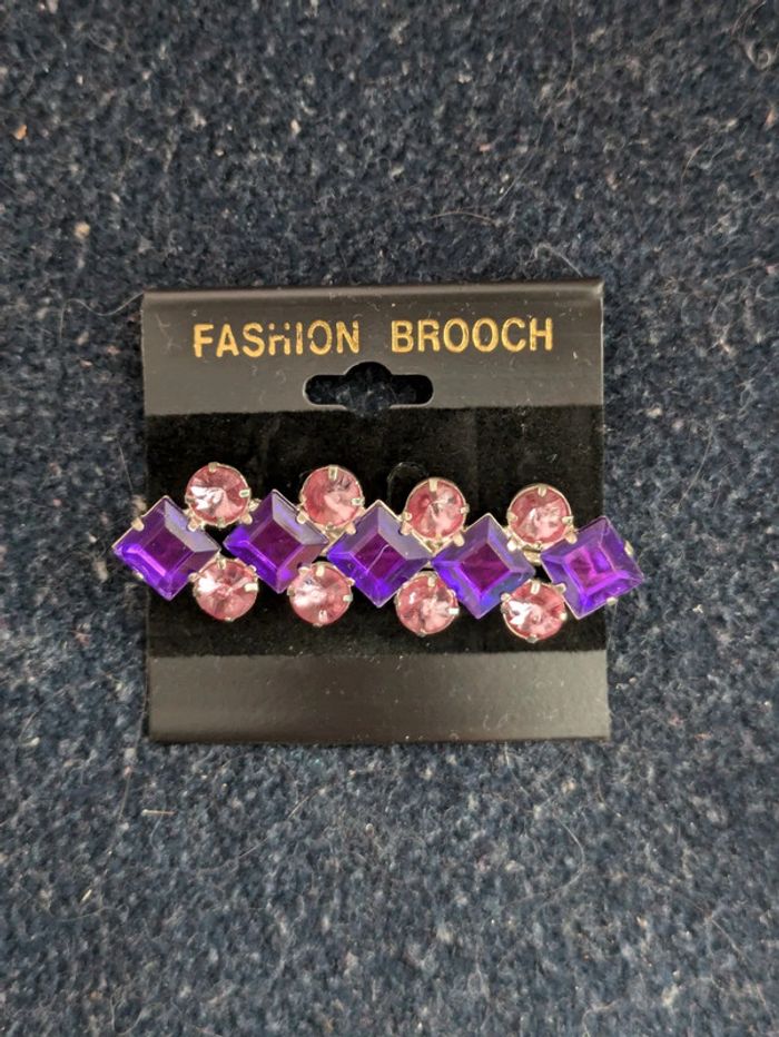 Broche a strass