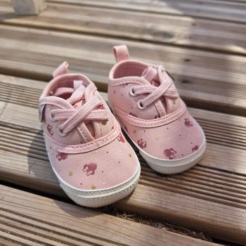 Paire de chaussures 3 / 6 mois