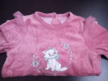 Lot 2 pyjamas Disney