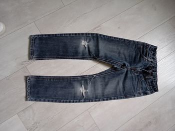 Jean 8 ans