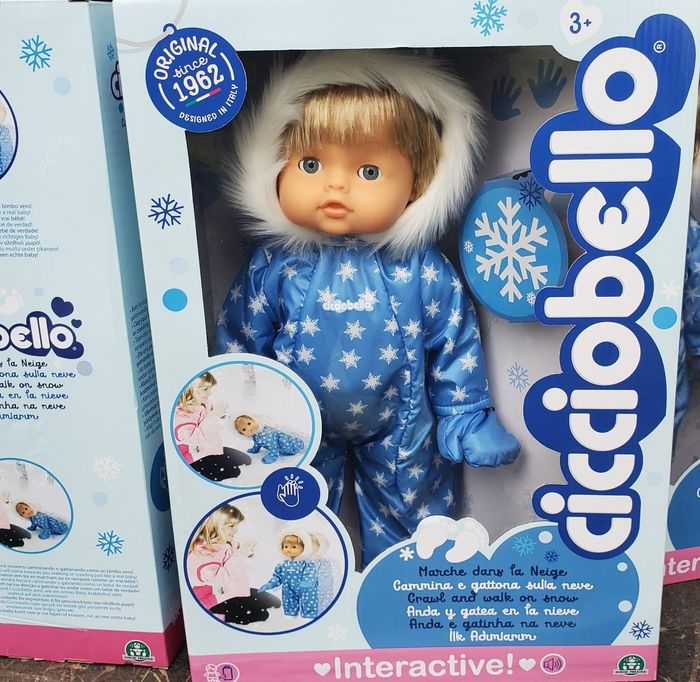 Poupon Cicciobello Marche dans la neige Neuf.