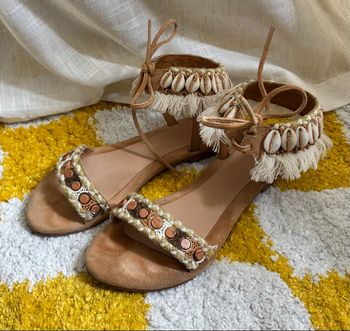 Sandales beige camel 