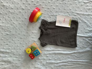 robe manches courtes gris tape à l'oeil 9 mois