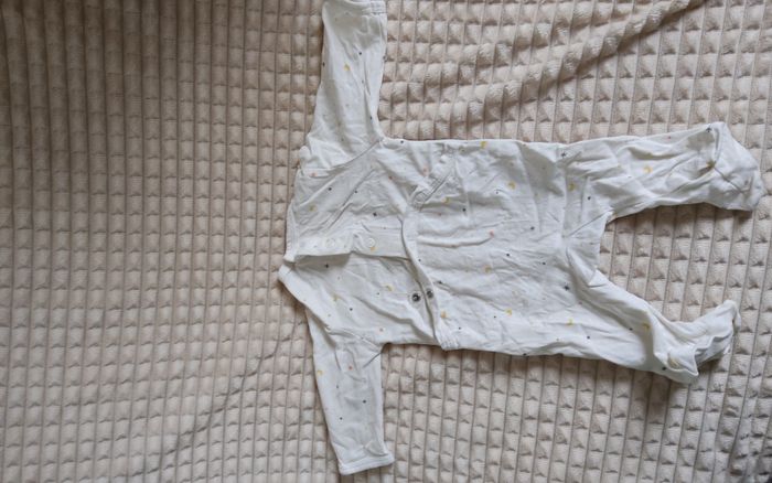 Pyjamas blanc - photo numéro 2