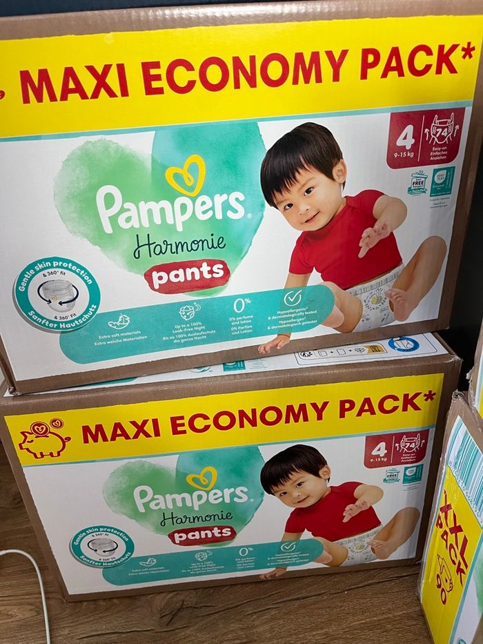 Couches Pampers pants harmonie taille 4