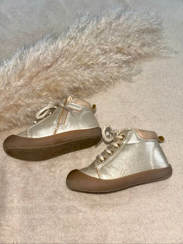 Chaussures premier pas bébé fille p.20 - photo numéro 2
