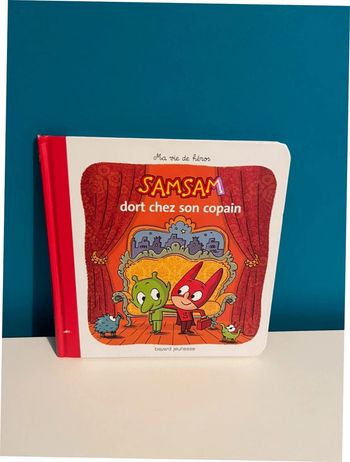 Livre samsam dort chez un copain