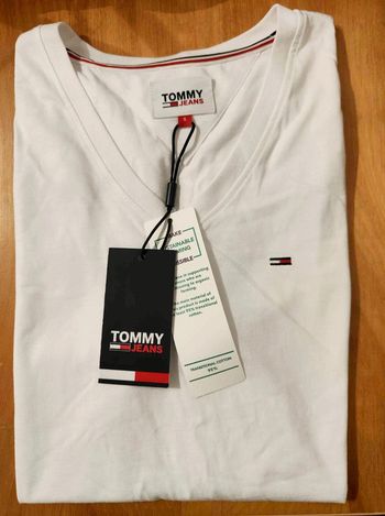 T-shirt taille S Tommy Jeans