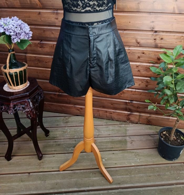 Short en Simili effet serpent