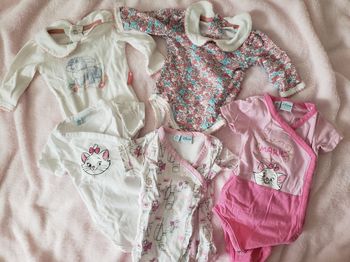 Lot 5 bodies disney fille
