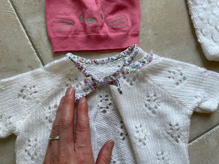 Ensemble boléro en laine et bonnet - photo numéro 5