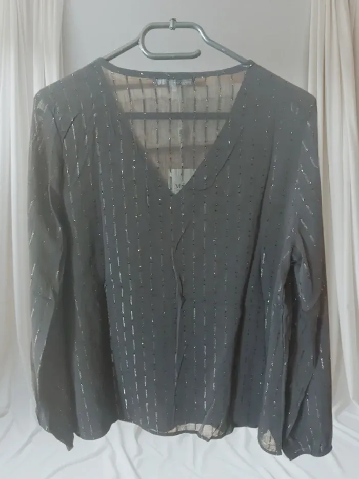 Blouse manche longue T.M neuve avec étiquette - photo numéro 2