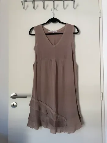 Robe en soie beige rosé La Féee Maraboutée taille 38 neuve