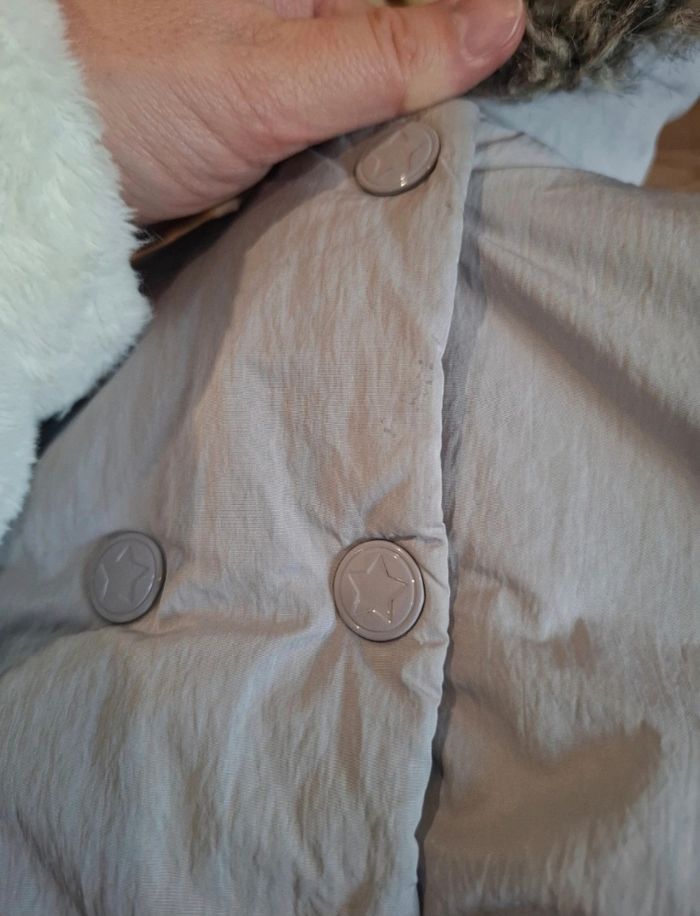 2 doudoune 12 mois et 9 mois - photo numéro 10