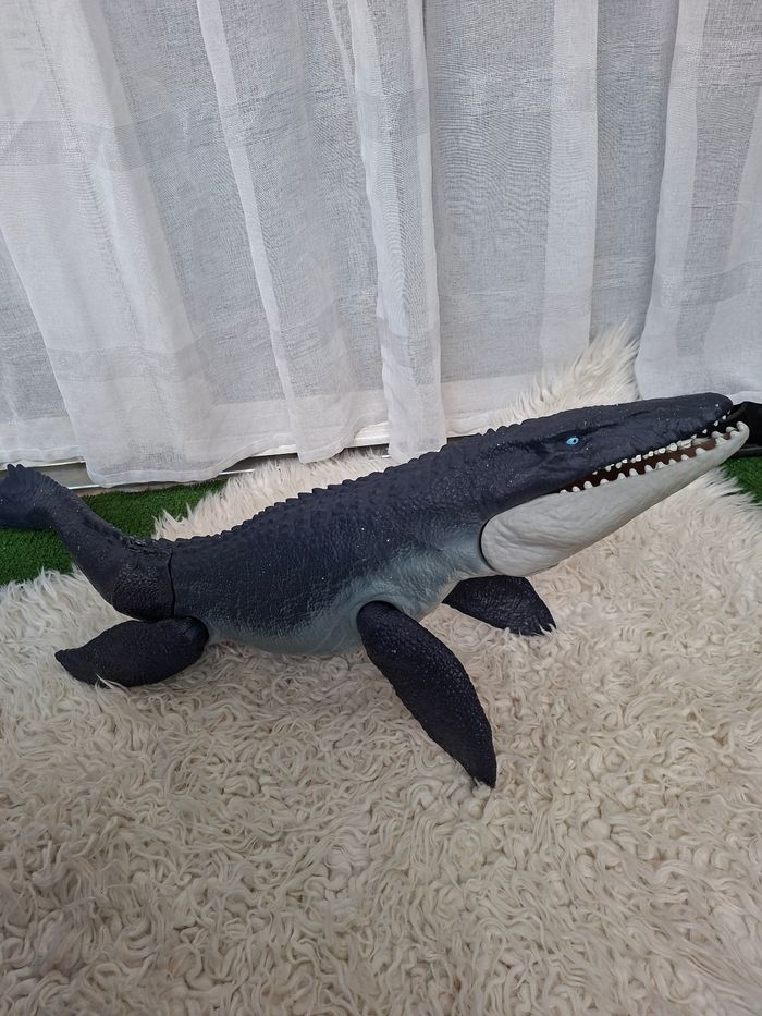 Dinaussaure morsasaure jurassic world