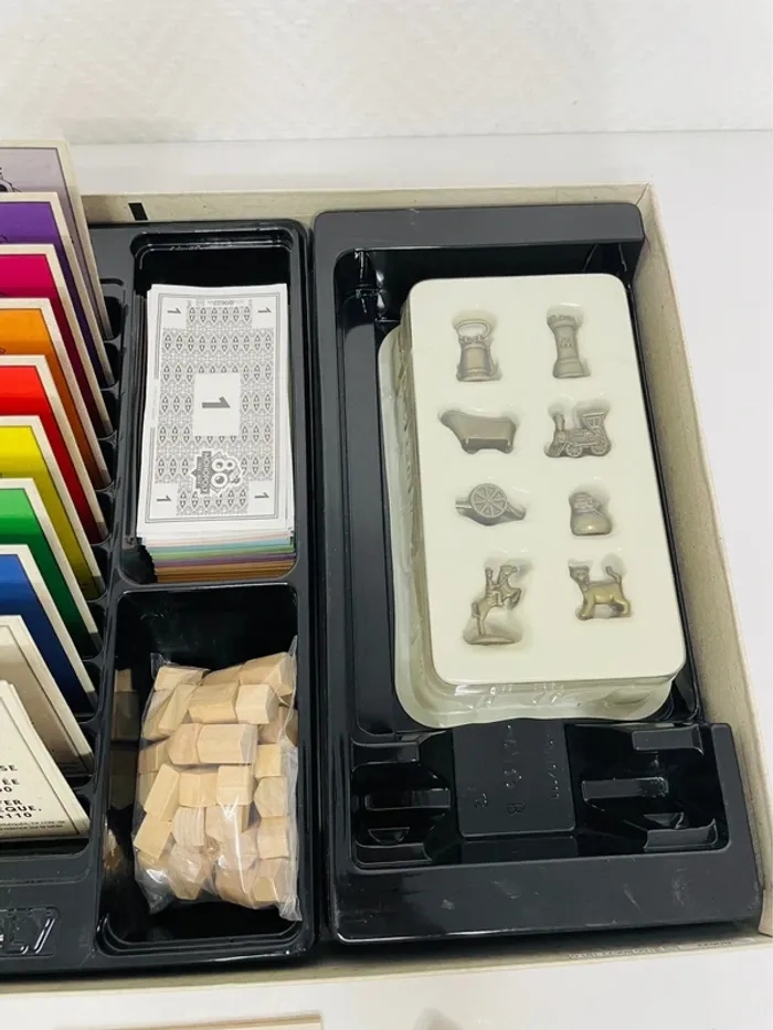 Monopoly 80 ans Édition Spéciale 1935-2015 Hasbro - photo numéro 3