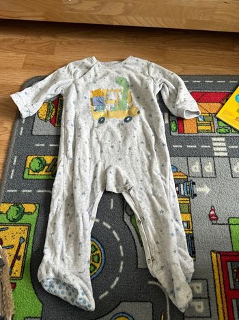 Pyjama 18 mois dinosaure