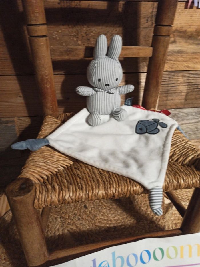 Doudou lapin Miffy poisson tbe - photo numéro 2