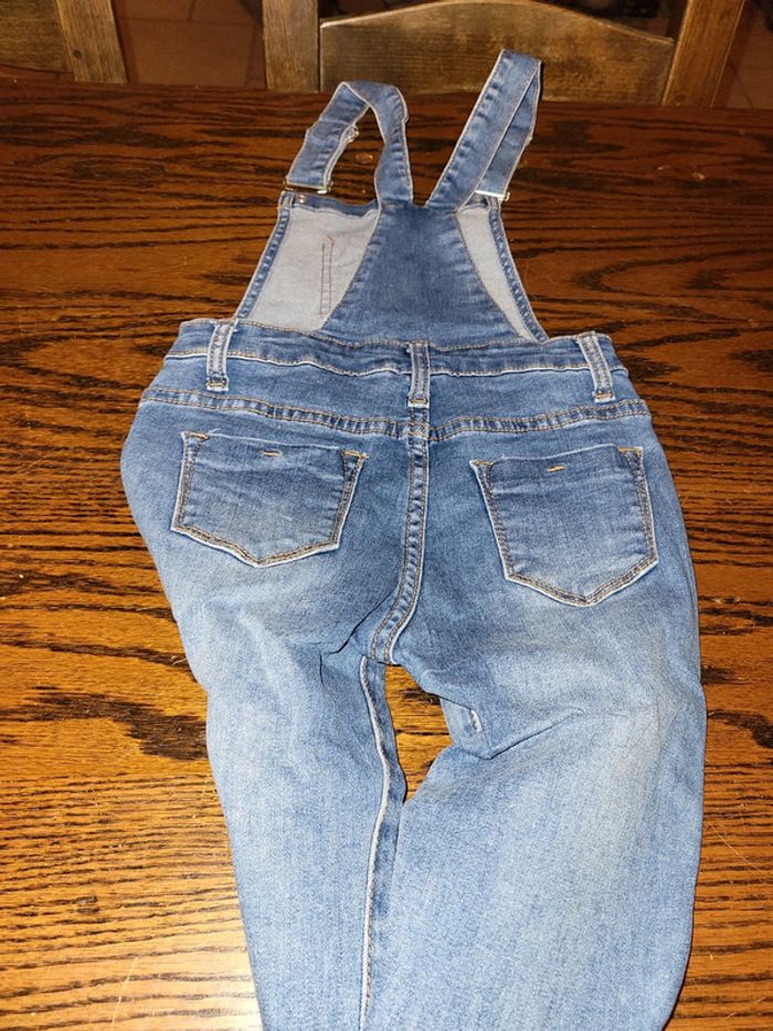 Salopette en jeans - photo numéro 3